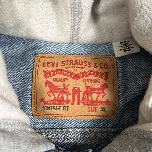 Levis Vintage Fit Hybrid Hooded Denim Trucker Hoodie Jean Jacket Mens XL - Picture 2 of 9